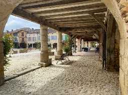 Magnifique Hôtel Particulier de 14eme au cœur d'une des plus belles bastides Landaise 