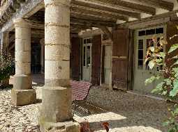 Magnifique Hôtel Particulier de 14eme au cœur d'une des plus belles bastides Landaise 