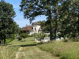 Charmante Néo-Béarnaise avec Environnement préservé, Vue sur les Pyrénées & Piscine