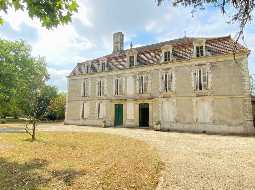 Gracious Napleon III Chateau, packed with original features, on approx 11.5HA