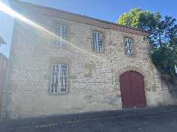 Pretty Maison Bourgoise with Walled Garden and Carriage House