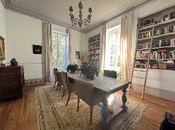 Pretty Maison Bourgoise with Walled Garden and Carriage House