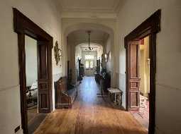 Pretty Maison Bourgoise with Walled Garden and Carriage House