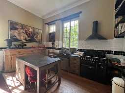 Pretty Maison Bourgoise with Walled Garden and Carriage House