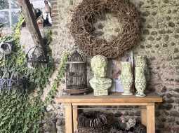 Pretty Maison Bourgoise with Walled Garden and Carriage House