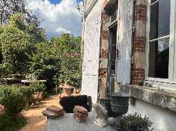 Pretty Maison Bourgoise with Walled Garden and Carriage House