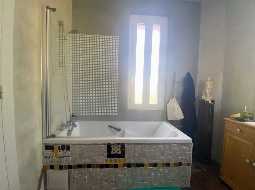 Delightful Turn Key Property, Heart of Saint Sever, Generous Gardens, Just 1hr to Ocean