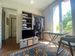 Delightful Turn Key Property, Heart of Saint Sever, Generous Gardens, Just 1hr to Ocean
