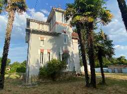 Delightful Turn Key Property, Heart of Saint Sever, Generous Gardens, Just 1hr to Ocean