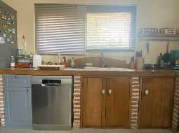 Delightful Turn Key Property, Heart of Saint Sever, Generous Gardens, Just 1hr to Ocean