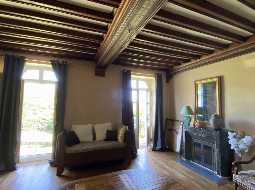 A Substantial Country Residence with a Commanding Hilltop Position, Pyrenean Views & 9.4HA 