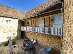 A Substantial Country Residence with a Commanding Hilltop Position, Pyrenean Views & 9.4HA 