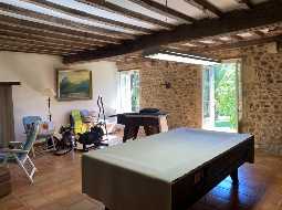A Substantial Country Residence with a Commanding Hilltop Position, Pyrenean Views & 9.4HA 