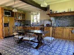 A Substantial Country Residence with a Commanding Hilltop Position, Pyrenean Views & 9.4HA 
