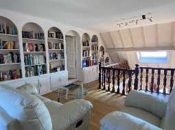 Splendid Bearnaise Villa with Panoramic Views of the Pyrenees Mountains