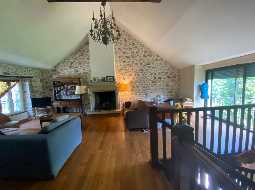 Beautiful Chateau with Independent Guest House and Mountain Views 