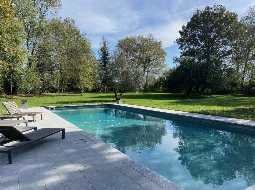 Beautiful Chateau with Independent Guest House and Mountain Views 