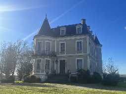 Elégant Château sur 2.2HA au cœur de Saint Sever