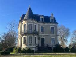 Elégant Château sur 2.2HA au cœur de Saint Sever