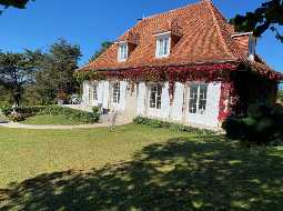 Family Home with Pyrenean Mountain Views; Pau; Jurancon Wine Region; Close to local Amenities