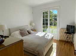 Family Home with Pyrenean Mountain Views; Pau; Jurancon Wine Region; Close to local Amenities