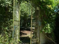 Ancien Moulin à Eau Avec Gîte au Cœur de la Campagne Basque.