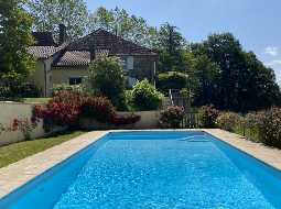 Magnificent 18C Ensemble Bearnaise With Pool, Terrasse And Majestic Mountain Views In 3.2 Hectares