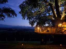 Splendide et unique maison de campagne avec une vue exceptionnelle sur les montagnes Pyrénées !!