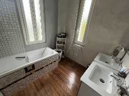 Desirable Turn Key Property, Heart of Saint Sever, Generous Gardens, Just 1hr to Ocean