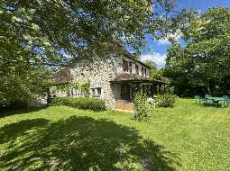 A Beautifully Converted Stone Bergerie with Swimming Pool and Mountain Views