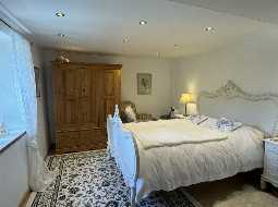 A Beautifully Converted Stone Bergerie with Swimming Pool and Mountain Views