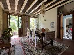 Maison de Maître avec cour très charmante et belle vue sur la vallée Chalossais
