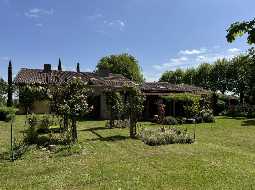 A Former Hunting Lodge, Farmhouse & 2.2 HA of Beautifully Maintained Grounds