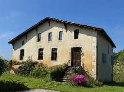 18th Century Maison de Maitre and 2 Spacious Gîtes In 2 Acres of Private Land