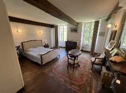 Charming 18th Century Béarnaise Farmhouse full of Character only 30 mins North of Pau