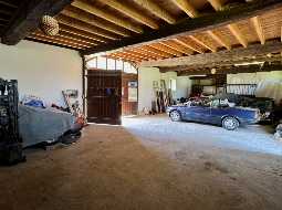 Elegant 19th-Century Béarnaise Estate with Mountain Views and Exceptional Stone Barns