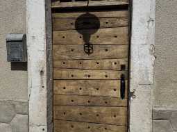  Charmante Petite Maison de Village avec Atelier et Grange