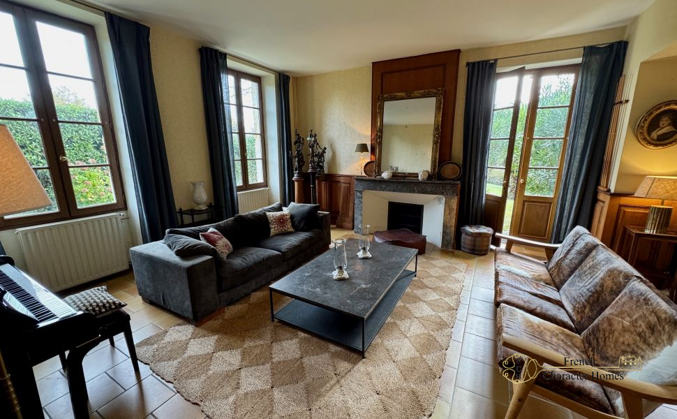 Elegant & Substantial 18C Village Home with 9 Beds; Saltwater Pool & Pyrenean Views