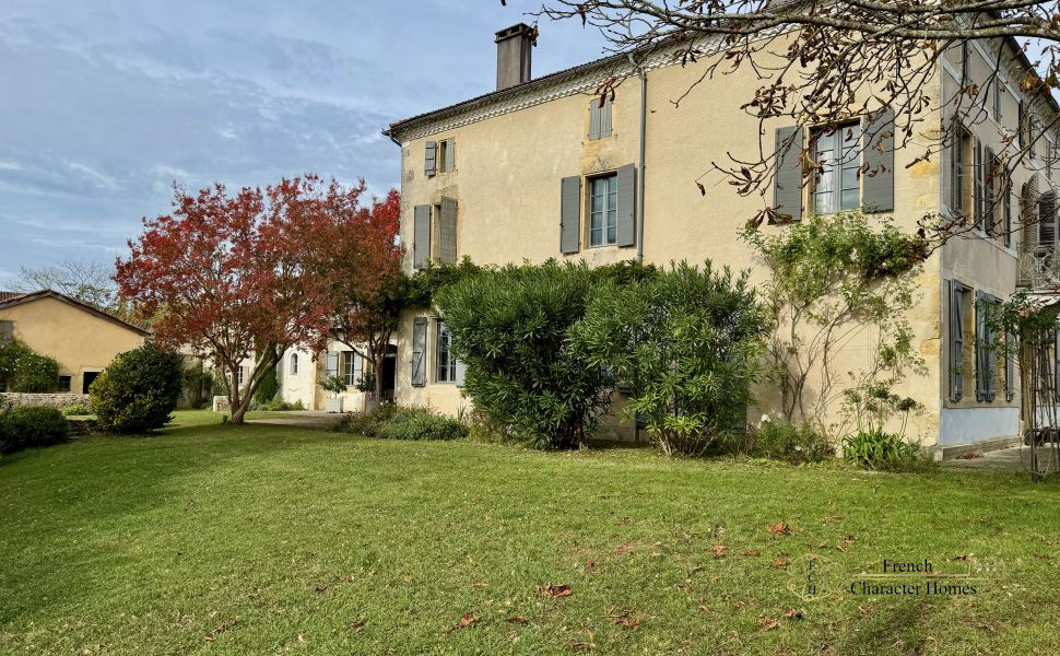 Elegant & Substantial 18C Village Home with 9 Beds; Saltwater Pool & Pyrenean Views