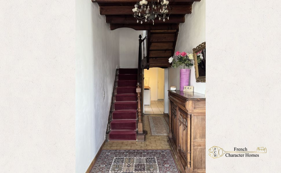 FOR SALE FURNISHED. A Charming Village Property With 5 Bedrooms and Swimming Pool 