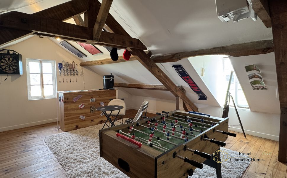 FOR SALE FURNISHED. A Charming Village Property With 5 Bedrooms and Swimming Pool 