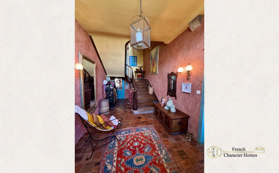 Substantial Village Manor House with River Frontage