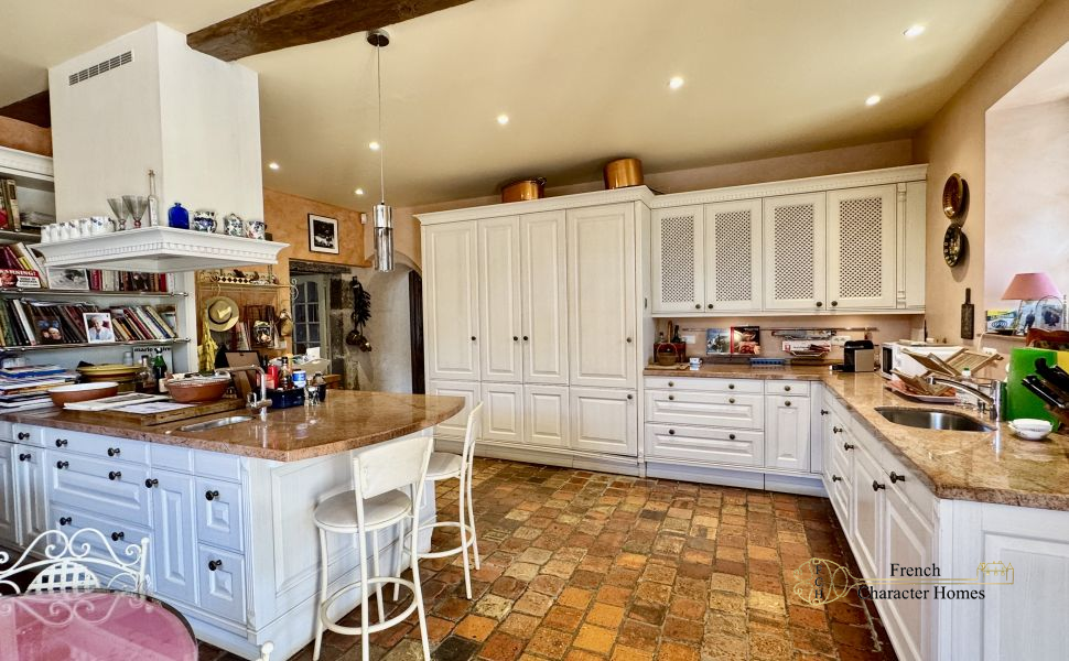 Substantial Village Manor House with River Frontage