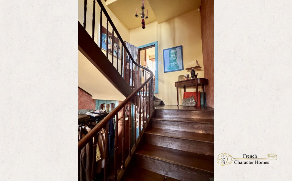 Substantial Village Manor House with River Frontage