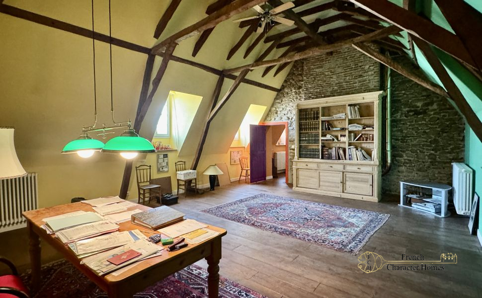 Substantial Village Manor House with River Frontage