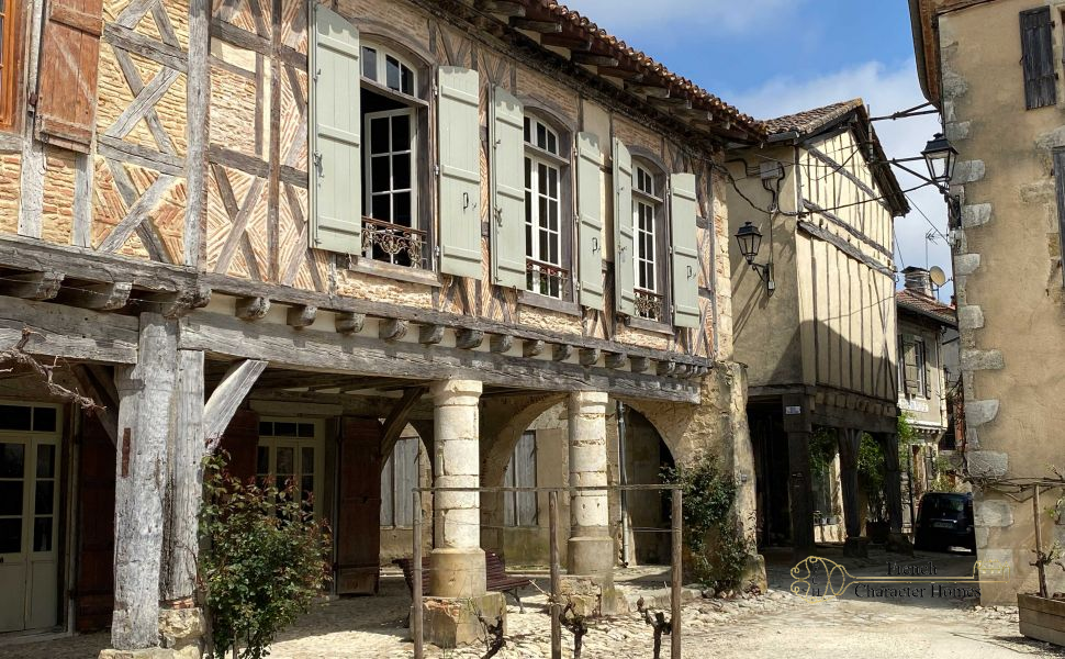 Rare Opportunity to Acquire one of Les Landes most Recognisable Historic Properties