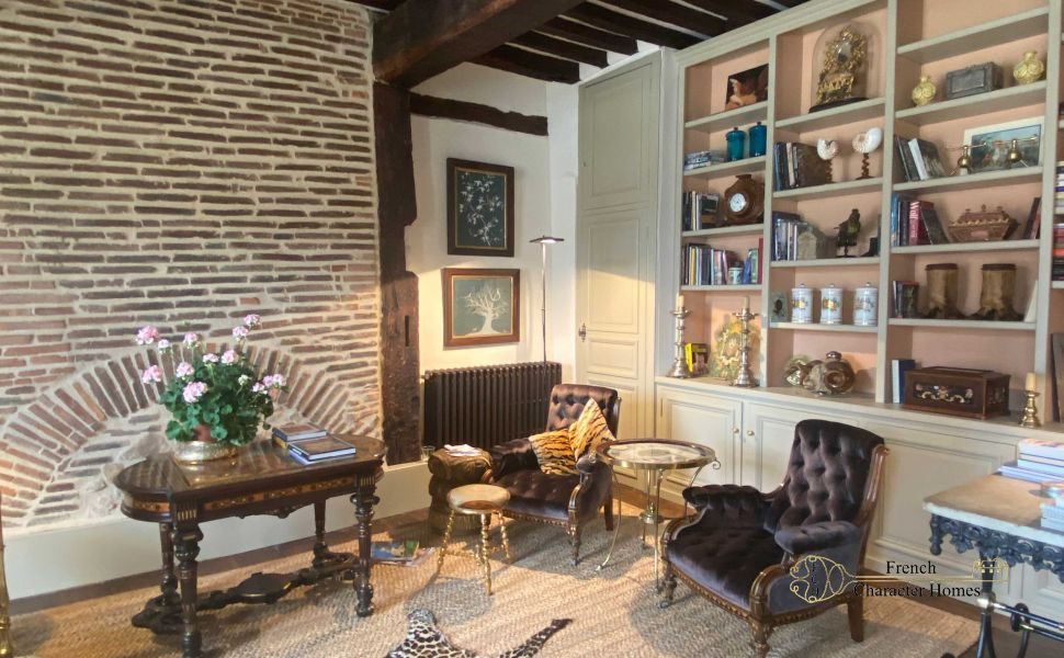 Rare Opportunity to Acquire one of Les Landes most Recognisable Historic Properties