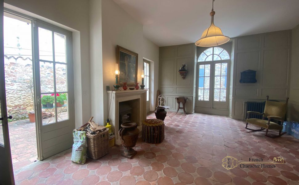 Rare Opportunity to Acquire one of Les Landes most Recognisable Historic Properties