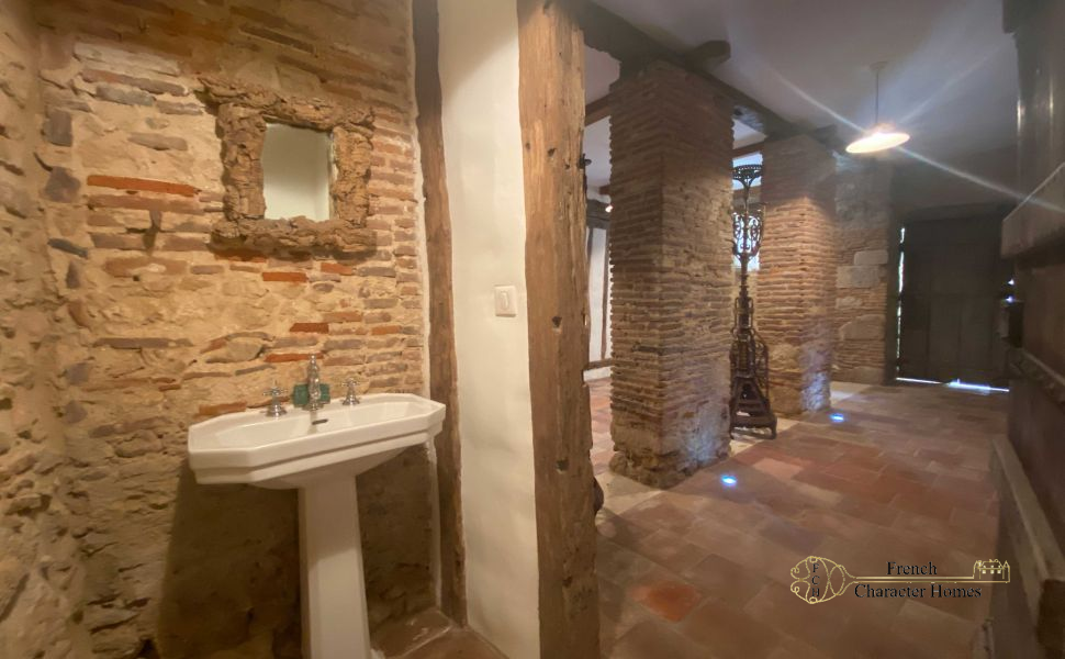 Rare Opportunity to Acquire one of Les Landes most Recognisable Historic Properties