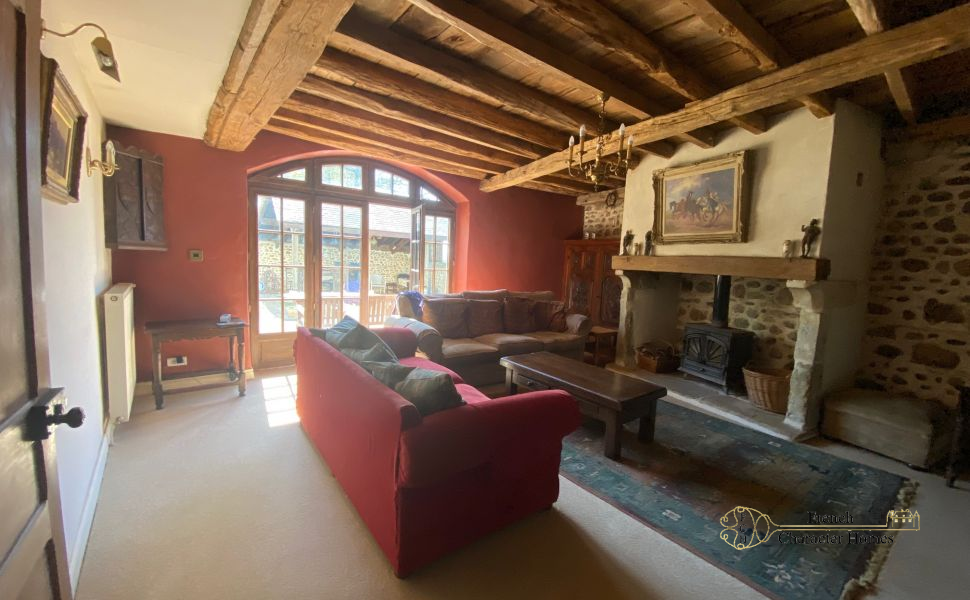 Magnificent 17C Property with 4 bedroom Guest Cottage 30 minutes from Pau
